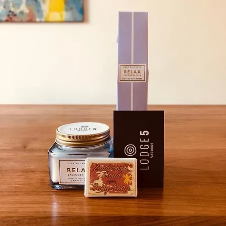 5 Διαμέρισμα *